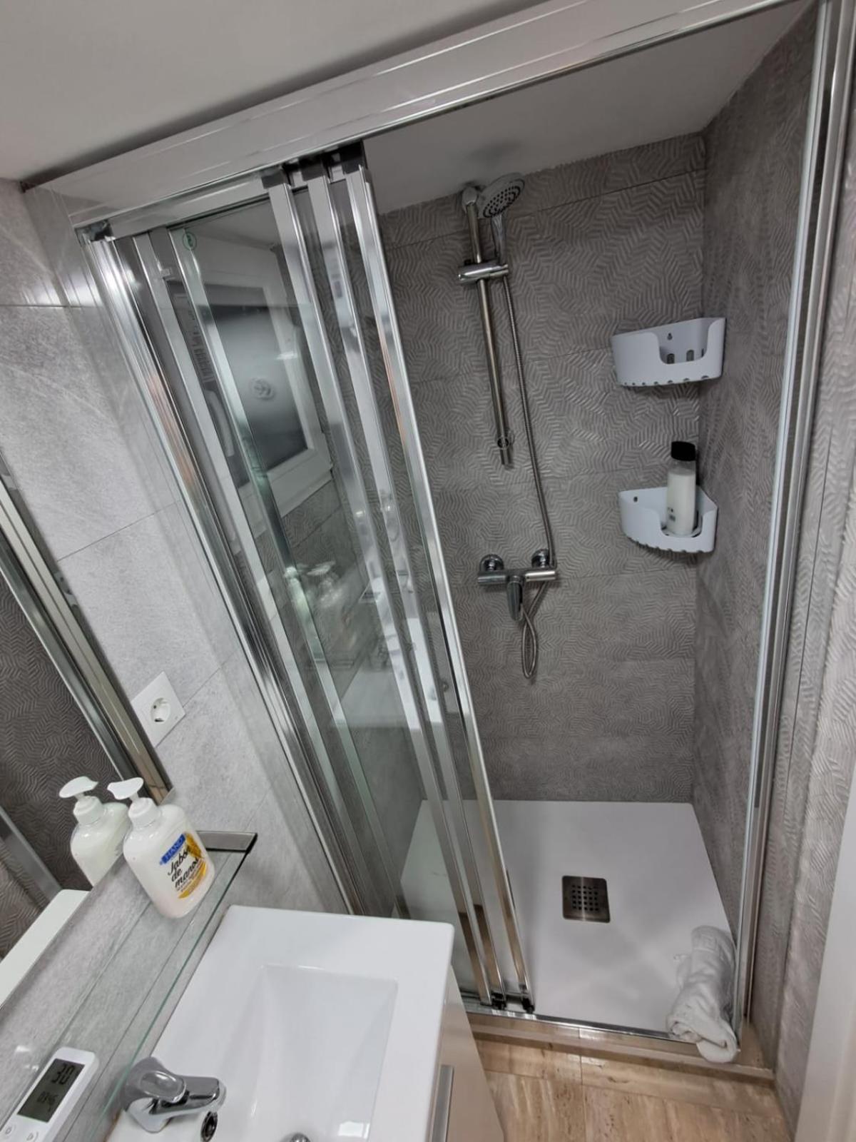 Hotel New Hortaleza Coliving Madrid Exterior foto